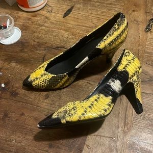 Sandro Paris 80s aesthetic multicolor color black pink white snakeskin